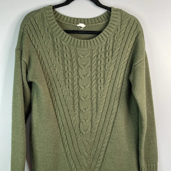 GARAGE Cable Knit Tunic Sweater Olive Green Long  Sleeve Round Neck Size Large - Picture 3 of 10